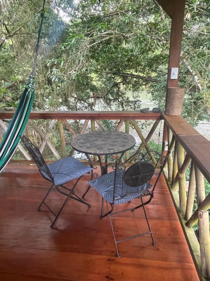 Caoni Riverside Lodge Пуэрто-Кито Экстерьер фото